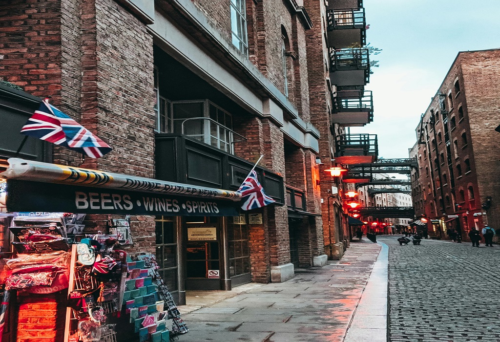 Shopping in shoreditch London 