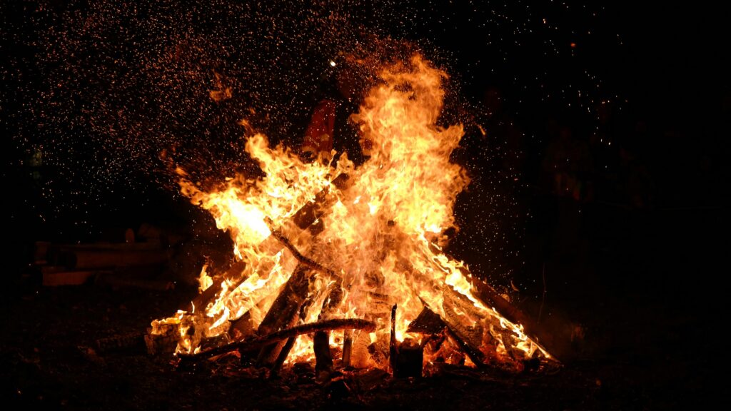 bonfire night events london 